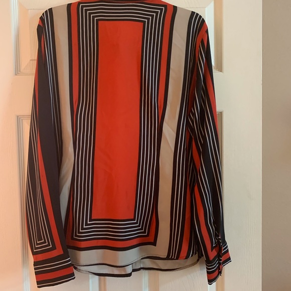 Button down blouse - Picture 3 of 3